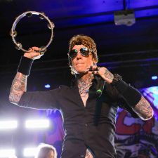 Buckcherry/Joyous Wolf – The Hot just gets hotter