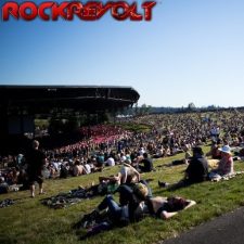 2017 Pain In The Grass