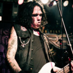 Strandh slappin' da bass!