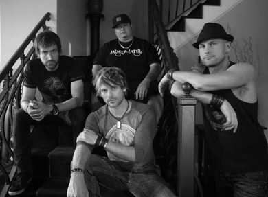 NEWS: LONGREEF ADD ADDITIONAL TOUR DATES TO ALREADY PACKED TOUR SCHEDULE