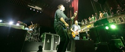 deftones.live.cropped2