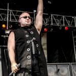 David greeting the sea of people!