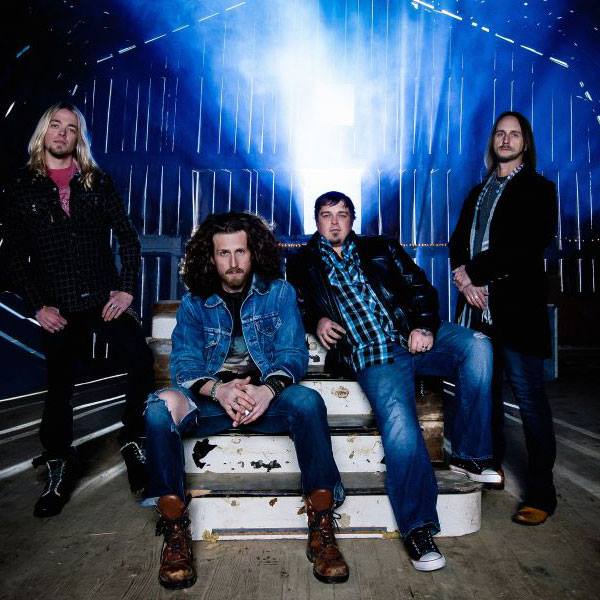 HEAR THE NEW BLACK STONE CHERRY SINGLE! HEAR THE NEW BLACK STONE CHERRY SINGLE!