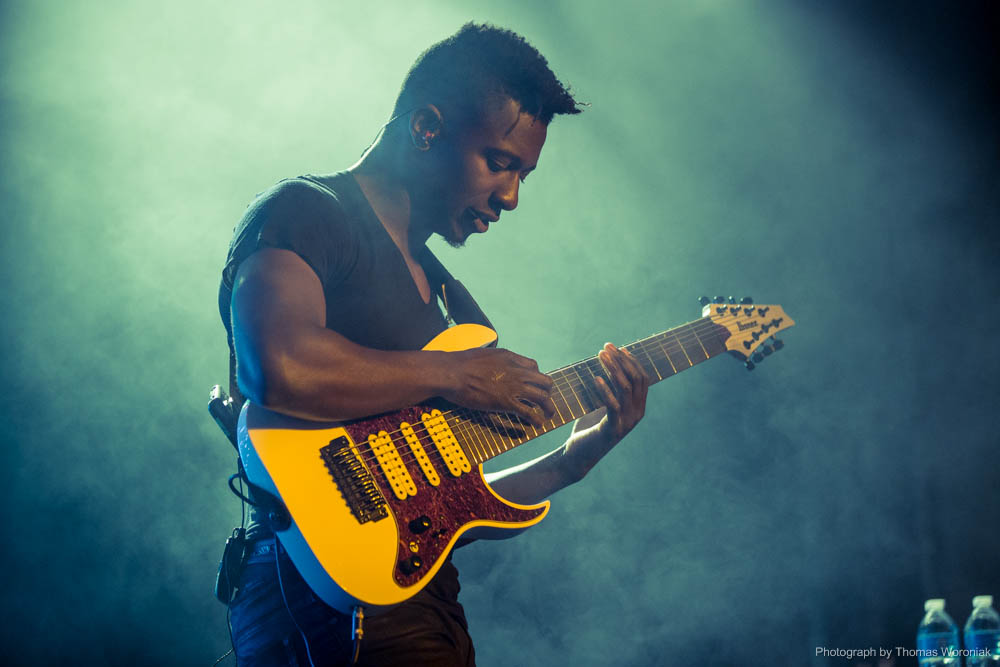 LIVE PICS: ANIMALS AS LEADERS