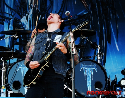 Matt Heafy of Trivium going "blahahahaha!" while ripping it up!