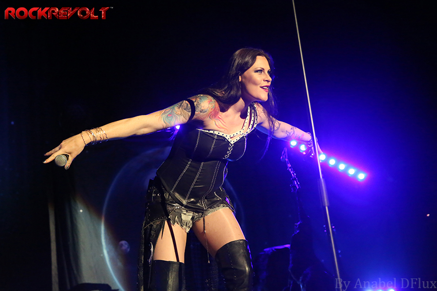 NIghtwish_FloorJansen_Live_LosAngeles_May2,2015
