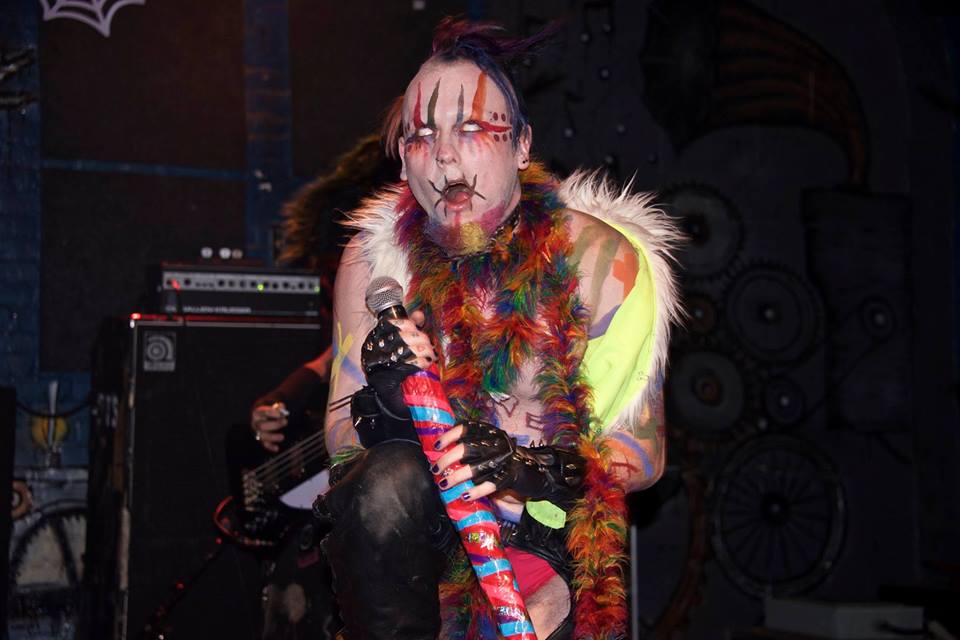 Justin Symbol - mouth - eyes