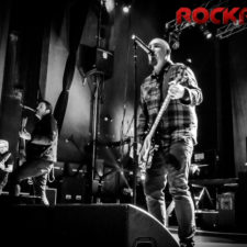 SHOW REVIEW: Breaking Benjamin w/Red, Mangrenade