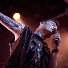 INTERVIEW and CONCERT PHOTOS: HINDER