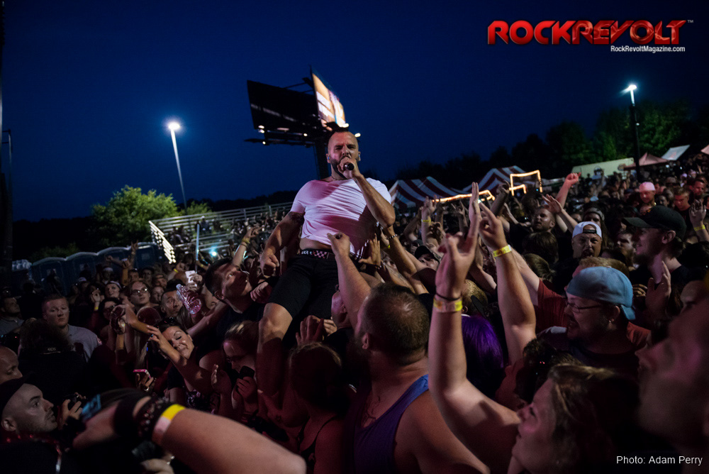 DIRTFEST PHOTOS: KILLSWITCH ENGAGE & POWERMAN 5000 DIRTFEST PHOTOS: KILLSWITCH ENGAGE & POWERMAN 5000